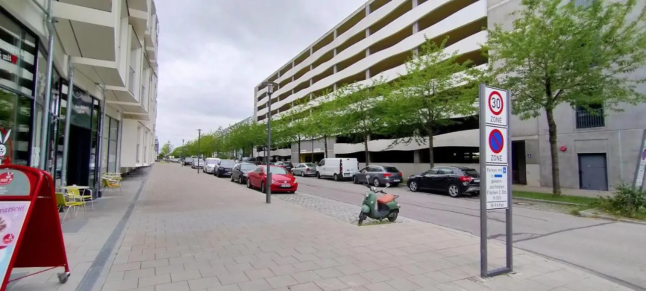 Myroom Business Apartment Naehe Messe Muenchen 0*, Monachium
